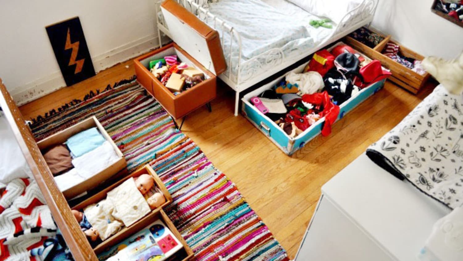 Dressing up box for toddlers 2025